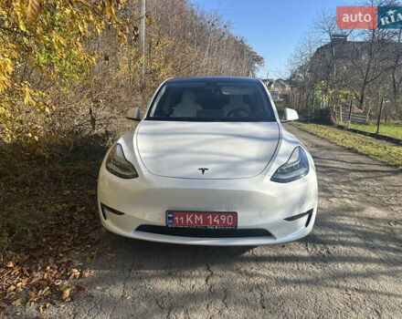 Белый Тесла Model Y, объемом двигателя 0 л и пробегом 71 тыс. км за 23400 $, фото 3 на Automoto.ua