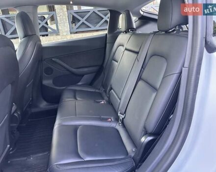 Білий Тесла Model Y, об'ємом двигуна 0 л та пробігом 100 тис. км за 20999 $, фото 16 на Automoto.ua