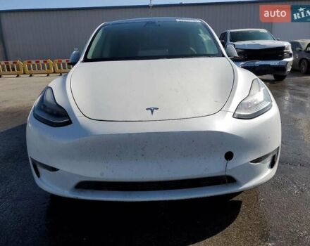 Белый Тесла Model Y, объемом двигателя 0 л и пробегом 93 тыс. км за 7200 $, фото 4 на Automoto.ua