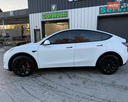 Белый Тесла Model Y, объемом двигателя 0 л и пробегом 132 тыс. км за 20800 $, фото 10 на Automoto.ua