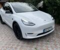 Білий Тесла Model Y, об'ємом двигуна 0 л та пробігом 79 тис. км за 25300 $, фото 1 на Automoto.ua