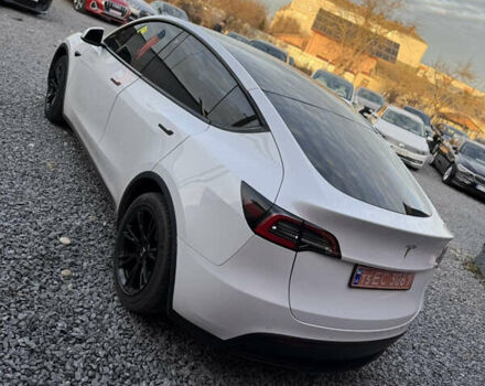 Білий Тесла Model Y, об'ємом двигуна 0 л та пробігом 100 тис. км за 21499 $, фото 12 на Automoto.ua