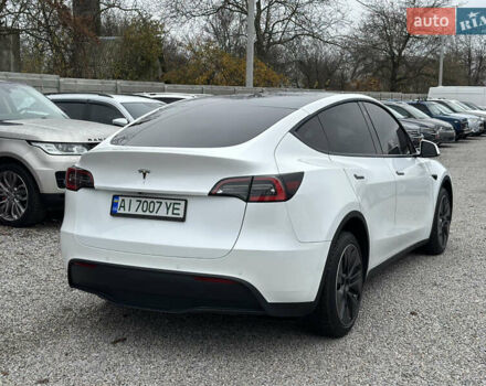 Білий Тесла Model Y, об'ємом двигуна 0 л та пробігом 66 тис. км за 19500 $, фото 18 на Automoto.ua