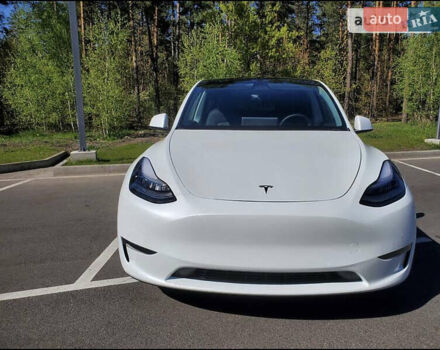 Тесла Model Y 2020 в Киеве на Automoto.ua Белый Тесла Model Y, объемом двигателя 0 л и пробегом 9 тыс. км за 33333 $, фото 6 на Automoto.ua