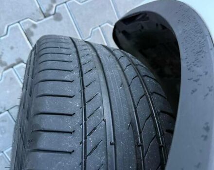 Белый Тесла Model Y, объемом двигателя 0 л и пробегом 132 тыс. км за 20800 $, фото 41 на Automoto.ua