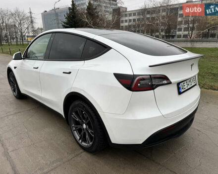Белый Тесла Model Y, объемом двигателя 0 л и пробегом 77 тыс. км за 25000 $, фото 36 на Automoto.ua