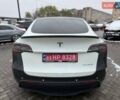 Белый Тесла Model Y, объемом двигателя 0 л и пробегом 142 тыс. км за 18800 $, фото 5 на Automoto.ua