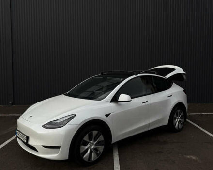 Белый Тесла Model Y, объемом двигателя 0 л и пробегом 75 тыс. км за 25550 $, фото 2 на Automoto.ua
