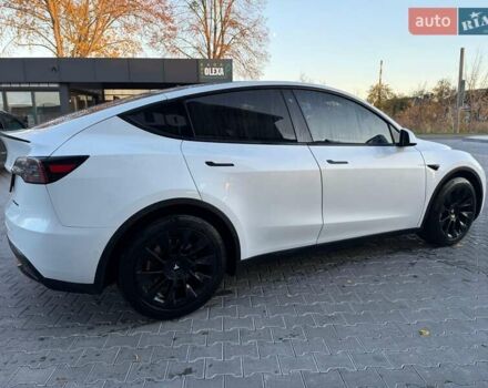 Белый Тесла Model Y, объемом двигателя 0 л и пробегом 132 тыс. км за 20800 $, фото 21 на Automoto.ua