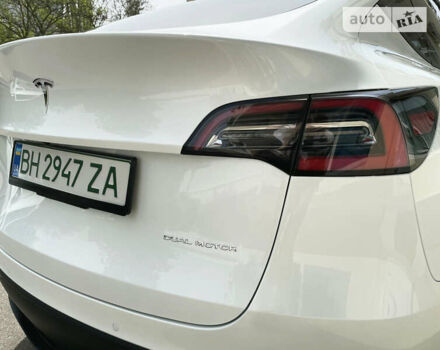 Білий Тесла Model Y, об'ємом двигуна 0 л та пробігом 23 тис. км за 38500 $, фото 7 на Automoto.ua