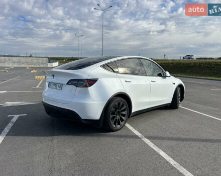 Белый Тесла Model Y, объемом двигателя 0 л и пробегом 84 тыс. км за 14999 $, фото 3 на Automoto.ua