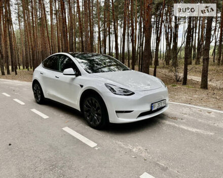 Білий Тесла Model Y, об'ємом двигуна 0 л та пробігом 31 тис. км за 29800 $, фото 1 на Automoto.ua