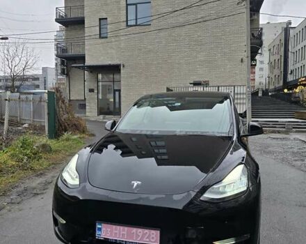 Білий Тесла Model Y, об'ємом двигуна 0 л та пробігом 75 тис. км за 20600 $, фото 2 на Automoto.ua