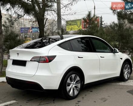 Білий Тесла Model Y, об'ємом двигуна 0 л та пробігом 111 тис. км за 23599 $, фото 8 на Automoto.ua