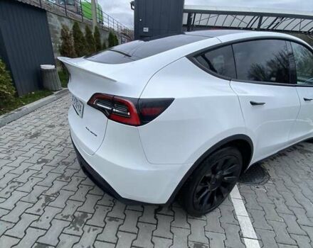 Білий Тесла Model Y, об'ємом двигуна 0 л та пробігом 21 тис. км за 19000 $, фото 24 на Automoto.ua