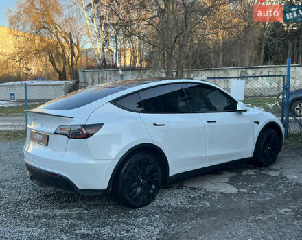 Белый Тесла Model Y, объемом двигателя 0 л и пробегом 55 тыс. км за 23490 $, фото 6 на Automoto.ua