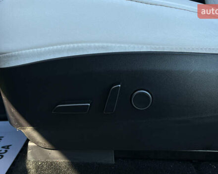 Белый Тесла Model Y, объемом двигателя 0 л и пробегом 73 тыс. км за 24800 $, фото 17 на Automoto.ua