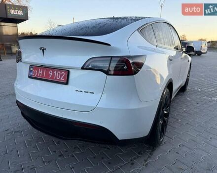 Белый Тесла Model Y, объемом двигателя 0 л и пробегом 132 тыс. км за 20800 $, фото 18 на Automoto.ua