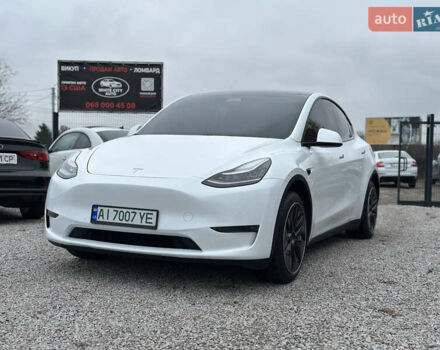 Білий Тесла Model Y, об'ємом двигуна 0 л та пробігом 66 тис. км за 19500 $, фото 7 на Automoto.ua