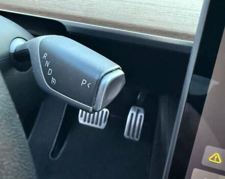 Белый Тесла Model Y, объемом двигателя 0 л и пробегом 132 тыс. км за 20800 $, фото 84 на Automoto.ua