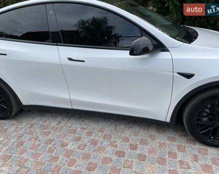 Тесла Model Y 2020 в Киеве на Automoto.ua Белый Тесла Model Y, объемом двигателя 0 л и пробегом 79 тыс. км за 25300 $, фото 3 на Automoto.ua