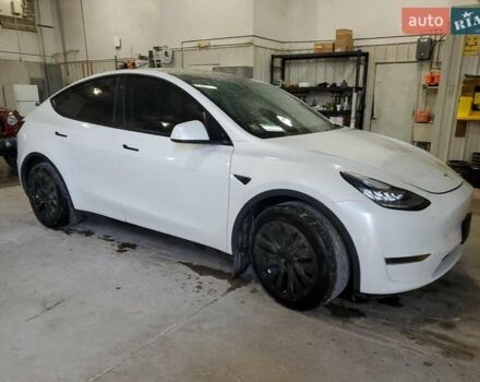 Білий Тесла Model Y, об'ємом двигуна 0 л та пробігом 134 тис. км за 9200 $, фото 1 на Automoto.ua
