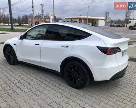 Белый Тесла Model Y, объемом двигателя 0 л и пробегом 51 тыс. км за 26000 $, фото 6 на Automoto.ua