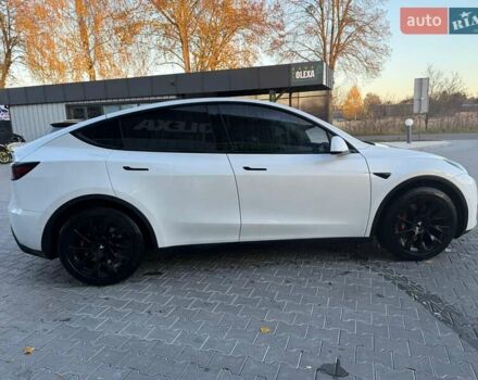 Белый Тесла Model Y, объемом двигателя 0 л и пробегом 132 тыс. км за 20800 $, фото 23 на Automoto.ua