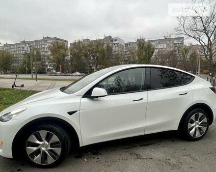 Білий Тесла Model Y, об'ємом двигуна 0 л та пробігом 36 тис. км за 33500 $, фото 2 на Automoto.ua