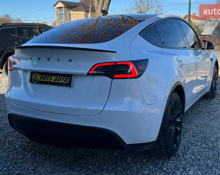 Белый Тесла Model Y, объемом двигателя 0 л и пробегом 73 тыс. км за 24800 $, фото 6 на Automoto.ua