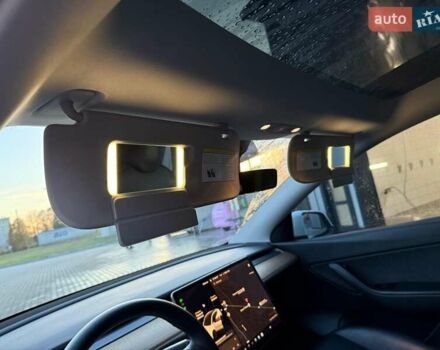 Белый Тесла Model Y, объемом двигателя 0 л и пробегом 132 тыс. км за 20800 $, фото 91 на Automoto.ua