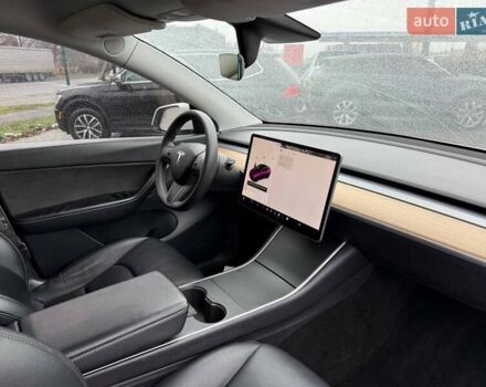 Білий Тесла Model Y, об'ємом двигуна 0 л та пробігом 219 тис. км за 16500 $, фото 15 на Automoto.ua
