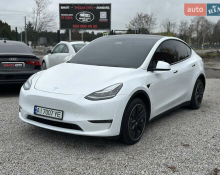 Білий Тесла Model Y, об'ємом двигуна 0 л та пробігом 66 тис. км за 19500 $, фото 3 на Automoto.ua