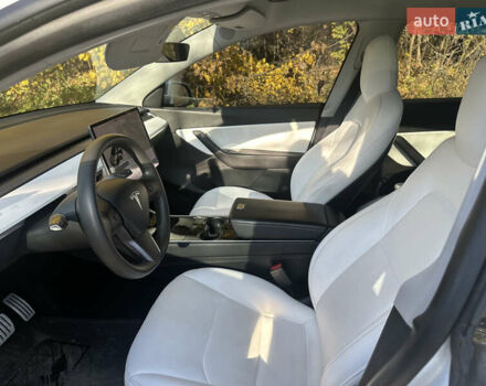 Белый Тесла Model Y, объемом двигателя 0 л и пробегом 71 тыс. км за 23400 $, фото 10 на Automoto.ua