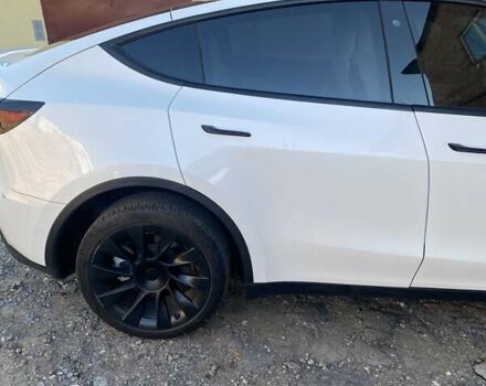 Белый Тесла Model Y, объемом двигателя 0 л и пробегом 21 тыс. км за 19500 $, фото 18 на Automoto.ua