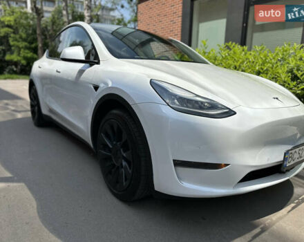 Тесла Model Y 2020 в Львове на Automoto.ua Белый Тесла Model Y, объемом двигателя 0 л и пробегом 63 тыс. км за 23500 $, фото 25 на Automoto.ua