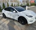 Белый Тесла Model Y, объемом двигателя 0 л и пробегом 65 тыс. км за 32000 $, фото 1 на Automoto.ua