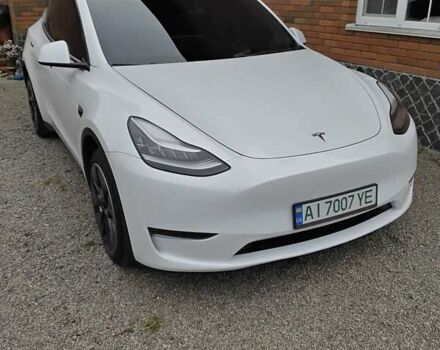 Белый Тесла Model Y, объемом двигателя 0 л и пробегом 67 тыс. км за 19999 $, фото 1 на Automoto.ua