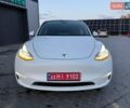 Белый Тесла Model Y, объемом двигателя 0 л и пробегом 132 тыс. км за 20800 $, фото 99 на Automoto.ua