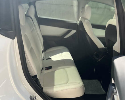 Белый Тесла Model Y, объемом двигателя 0 л и пробегом 79 тыс. км за 24000 $, фото 13 на Automoto.ua