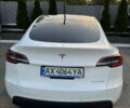 Белый Тесла Model Y, объемом двигателя 0 л и пробегом 122 тыс. км за 23000 $, фото 4 на Automoto.ua