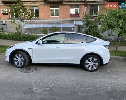 Белый Тесла Model Y, объемом двигателя 0 л и пробегом 49 тыс. км за 24850 $, фото 9 на Automoto.ua
