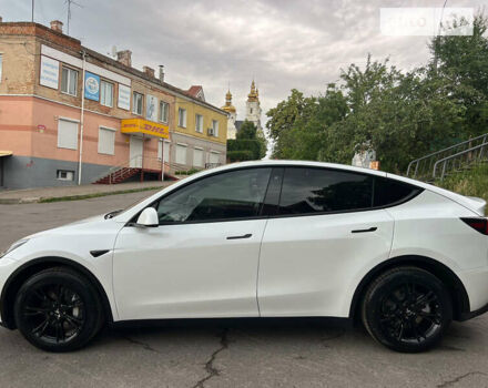 Білий Тесла Model Y, об'ємом двигуна 0 л та пробігом 28 тис. км за 25500 $, фото 9 на Automoto.ua