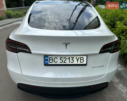 Тесла Model Y 2020 в Львове на Automoto.ua Белый Тесла Model Y, объемом двигателя 0 л и пробегом 63 тыс. км за 23500 $, фото 15 на Automoto.ua