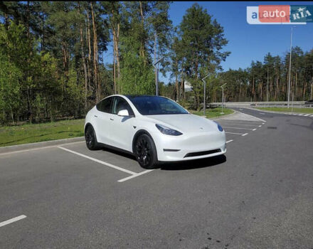Тесла Model Y 2020 в Киеве на Automoto.ua Белый Тесла Model Y, объемом двигателя 0 л и пробегом 9 тыс. км за 33333 $, фото 9 на Automoto.ua