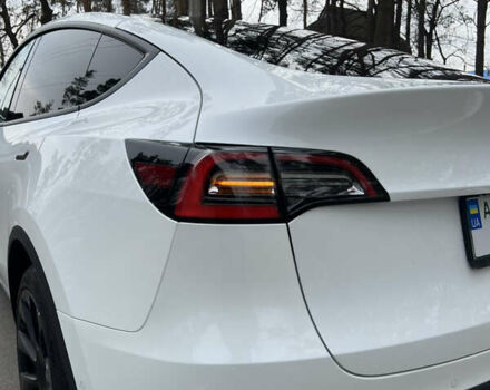 Белый Тесла Model Y, объемом двигателя 0 л и пробегом 39 тыс. км за 31500 $, фото 16 на Automoto.ua
