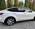 Білий Тесла Model Y, об'ємом двигуна 0 л та пробігом 100 тис. км за 20999 $, фото 7 на Automoto.ua