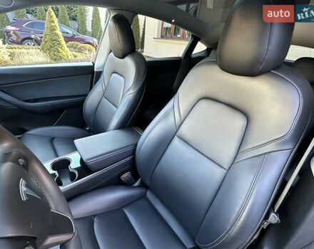 Белый Тесла Model Y, объемом двигателя 0 л и пробегом 20 тыс. км за 28700 $, фото 8 на Automoto.ua