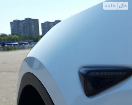 Білий Тесла Model Y, об'ємом двигуна 0 л та пробігом 18 тис. км за 59500 $, фото 14 на Automoto.ua