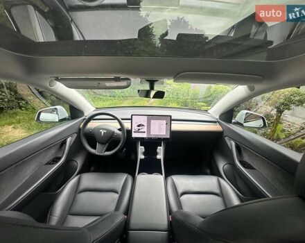 Білий Тесла Model Y, об'ємом двигуна 0 л та пробігом 40 тис. км за 29999 $, фото 17 на Automoto.ua